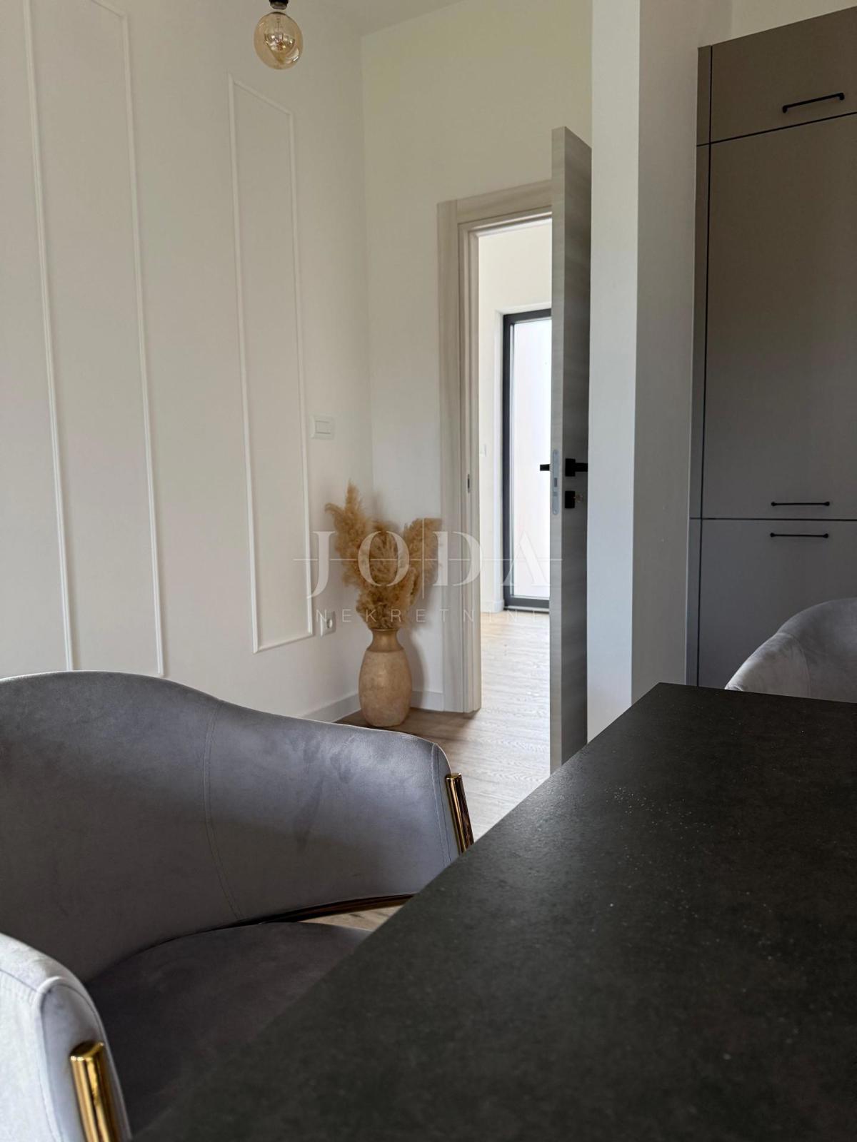 Hiša Svetvinčenat, 106m2