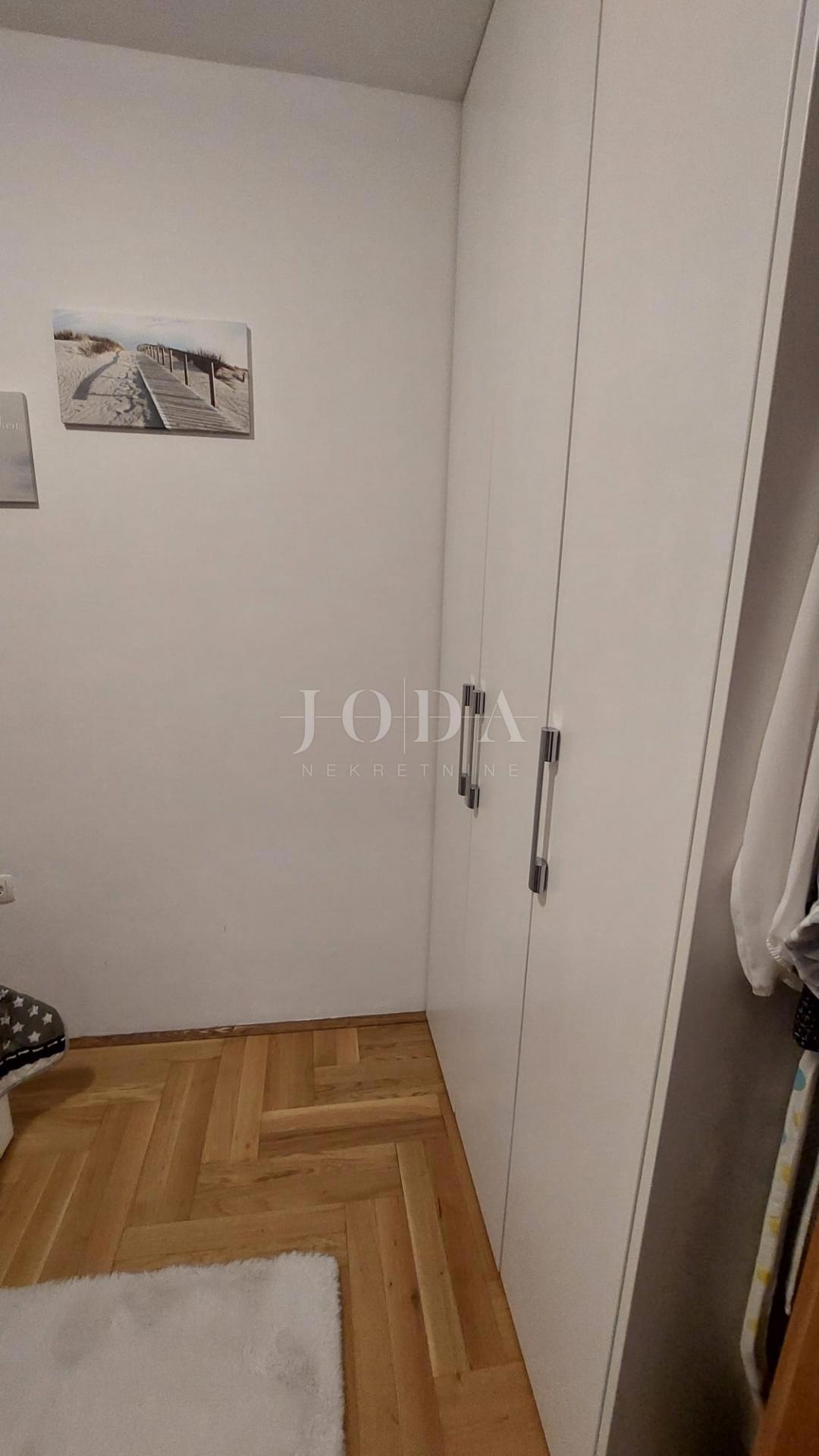 Stanovanje Dramalj – 300 m od Morja, Pritličje, Parkirno Mesto, 37 m² – Naprodaj