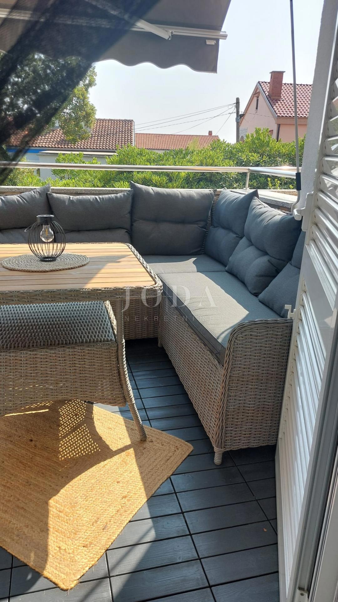 Stanovanje Dramalj – 300 m od Morja, Pritličje, Parkirno Mesto, 37 m² – Naprodaj