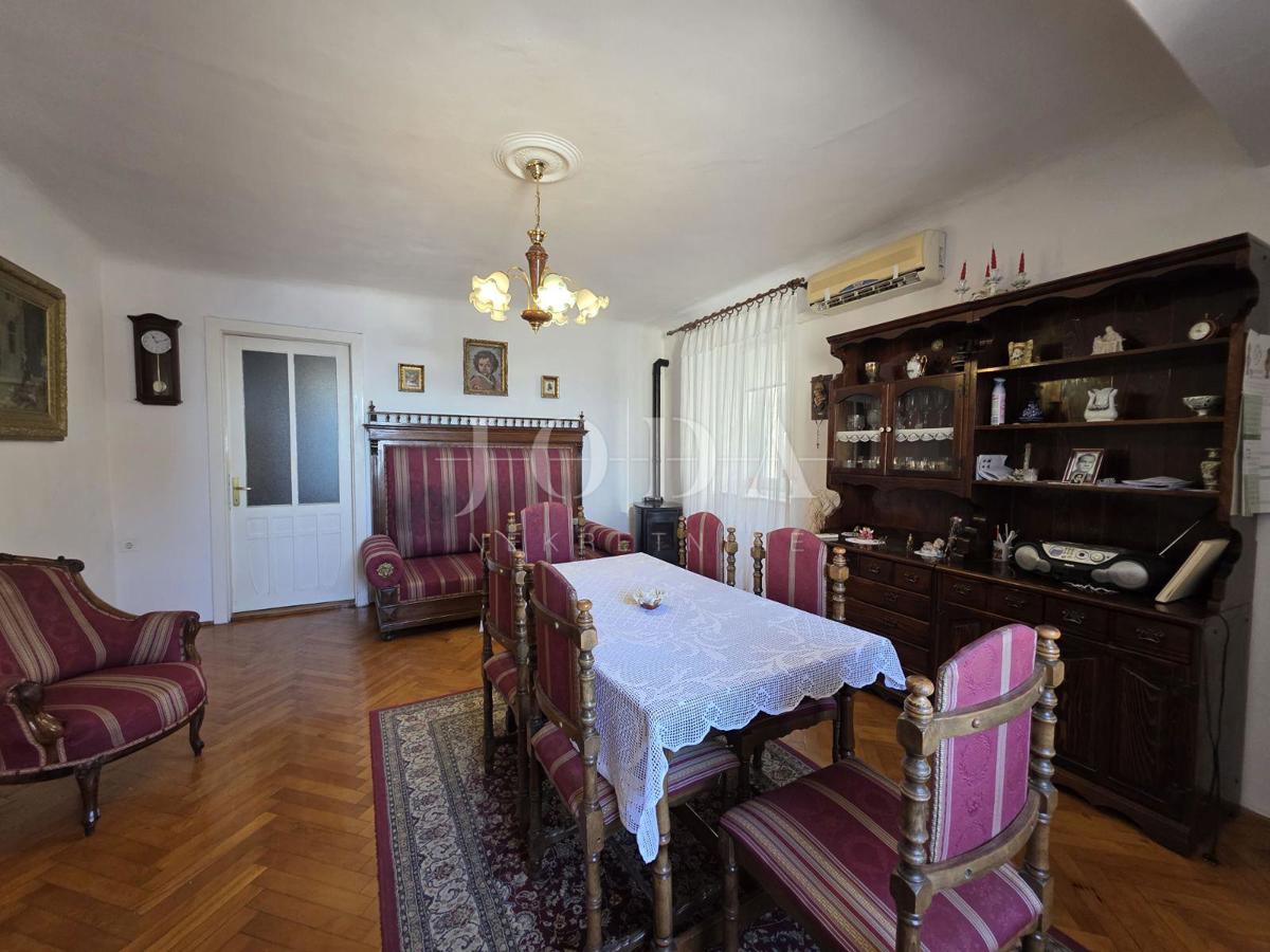 Stanovanje Senj, 110m2