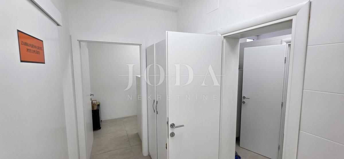 Poslovni prostor Dramalj, Crikvenica, 107m2