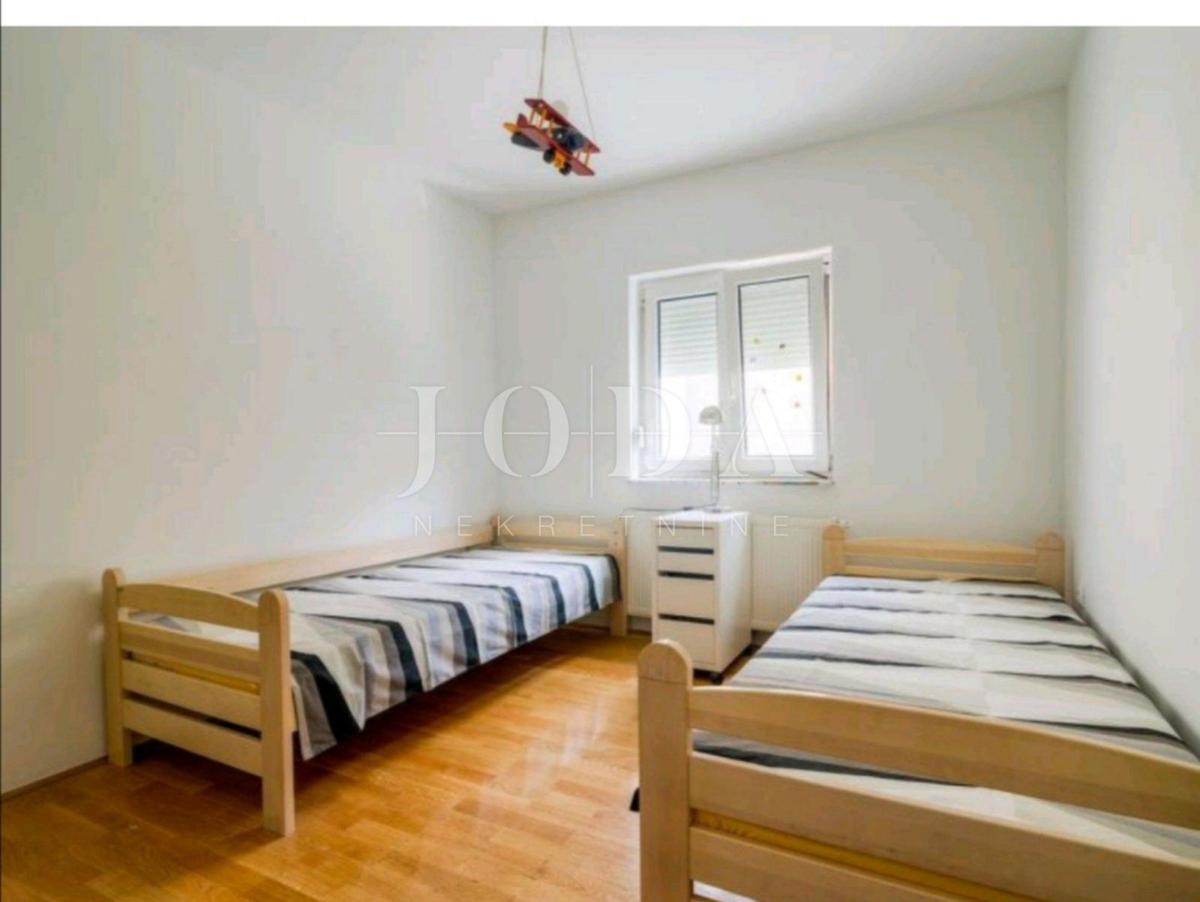 Hiša Sveti Juraj, Senj, 450m2
