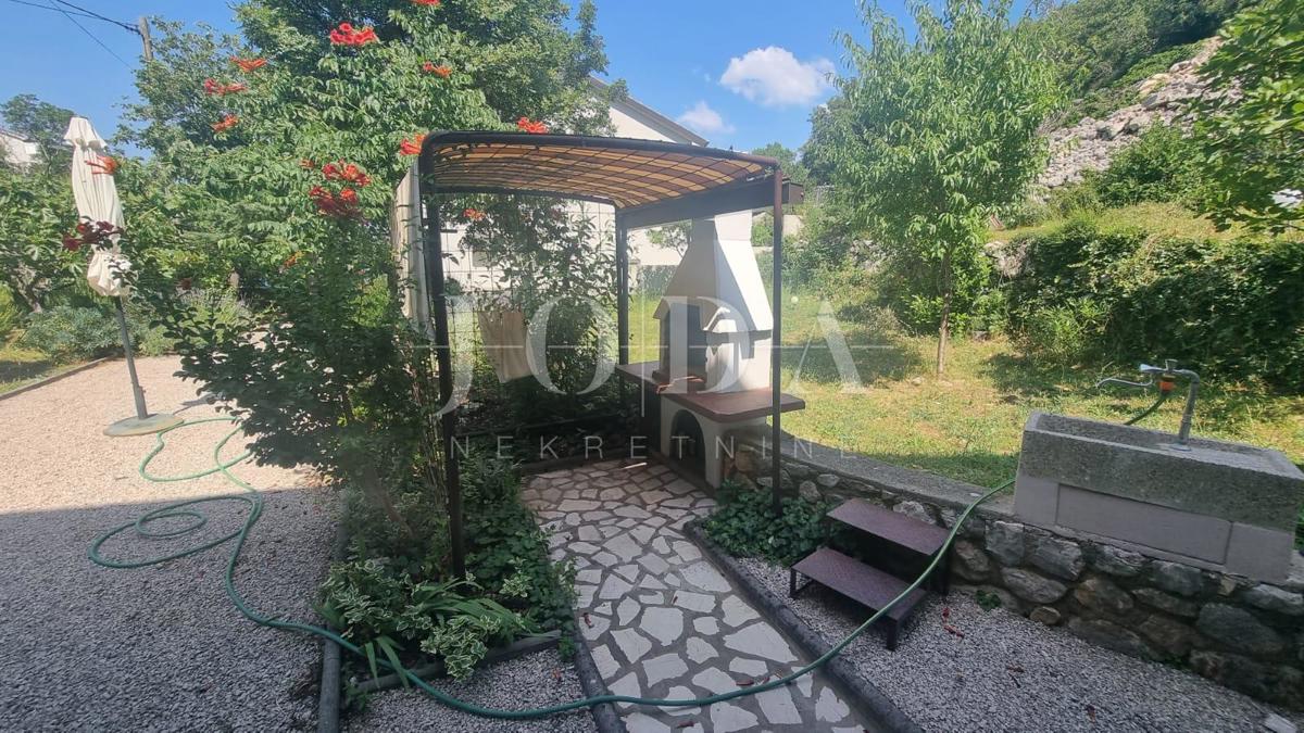 Hiša Lukovo, Senj, 100m2