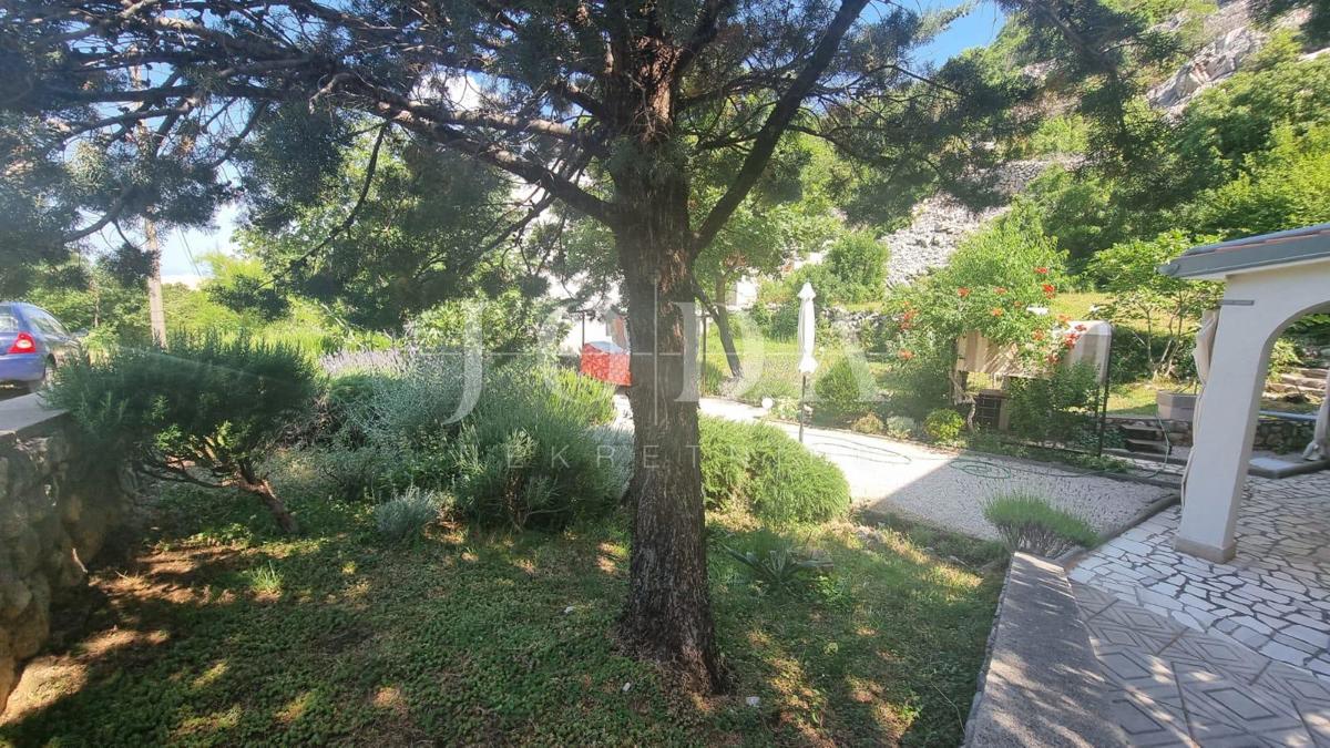 Hiša Lukovo, Senj, 100m2