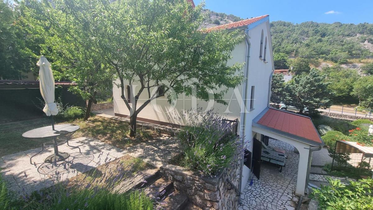 Hiša Lukovo, Senj, 100m2