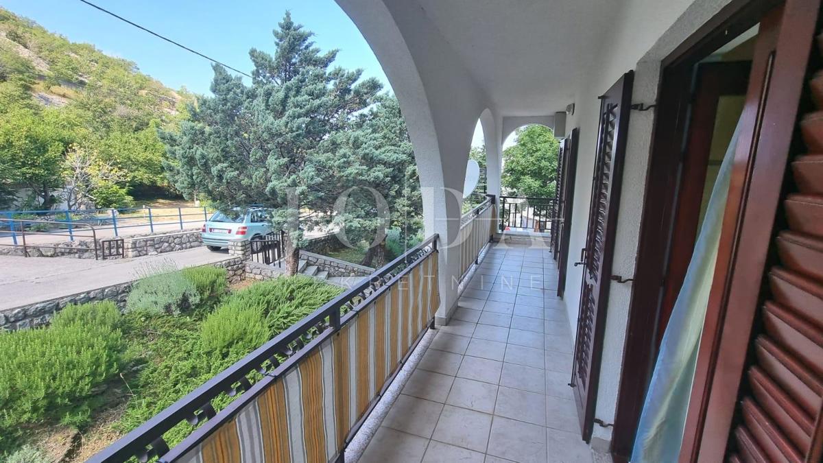 Hiša Lukovo, Senj, 100m2