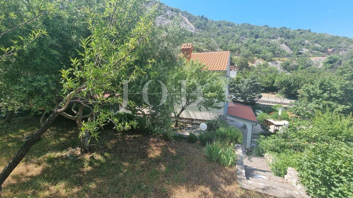 Hiša Lukovo, Senj, 100m2