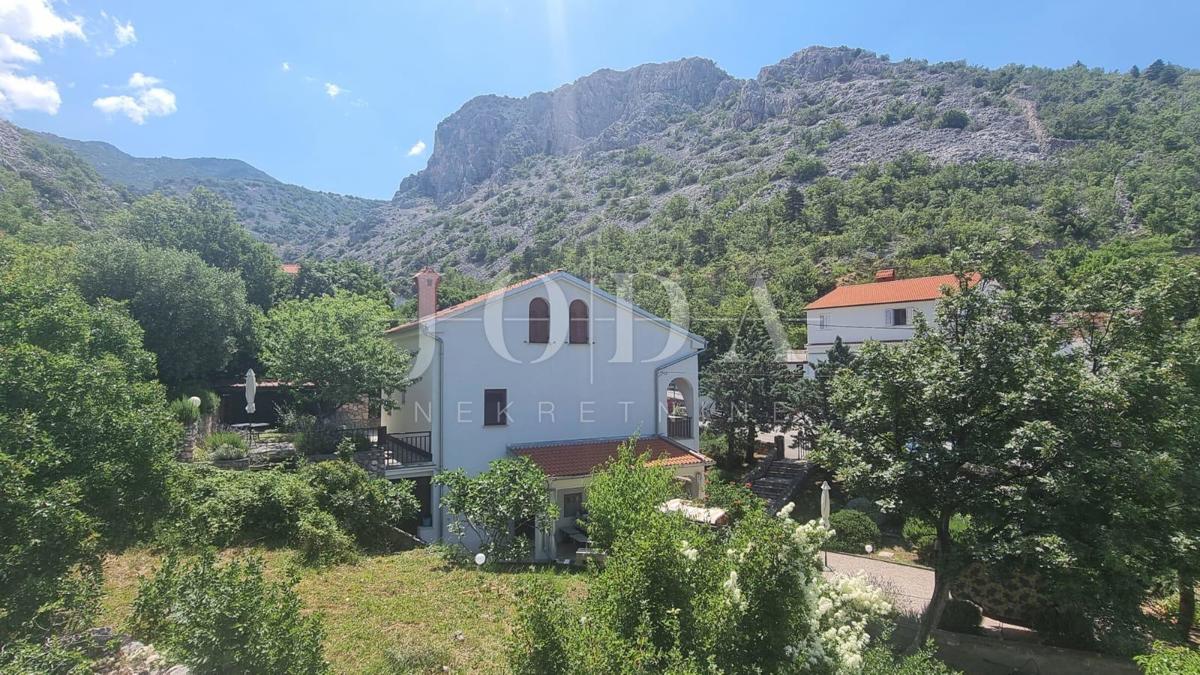 Hiša Lukovo, Senj, 100m2