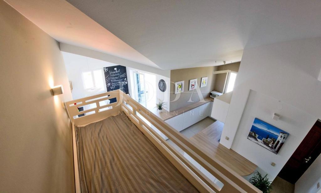 Čudovit apartma s pogledom na morje, Malinska - otok Krk