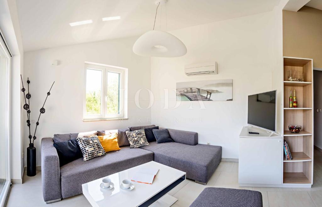 Čudovit apartma s pogledom na morje, Malinska - otok Krk