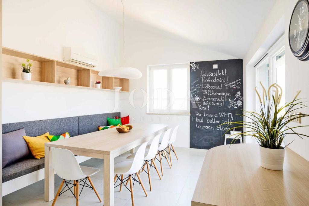 Čudovit apartma s pogledom na morje, Malinska - otok Krk