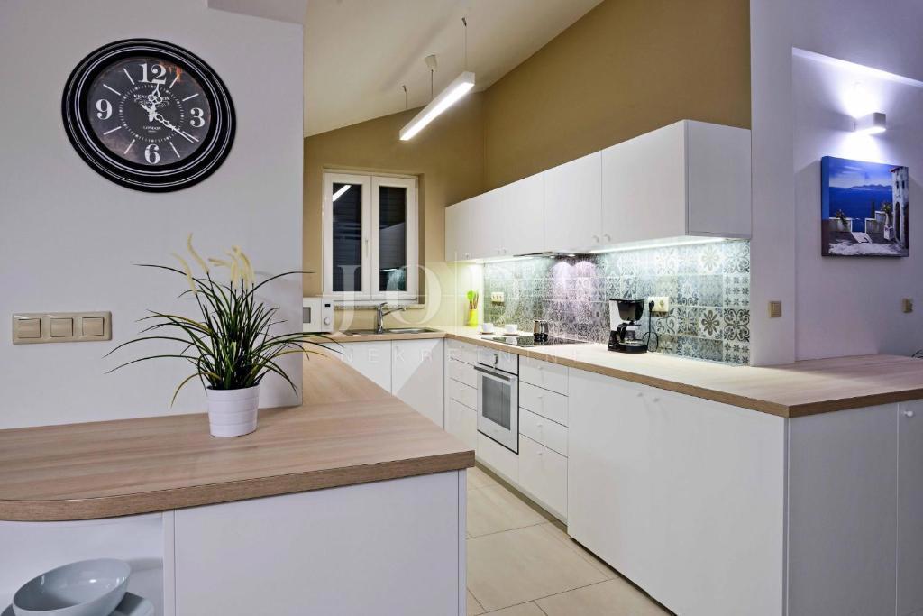 Čudovit apartma s pogledom na morje, Malinska - otok Krk