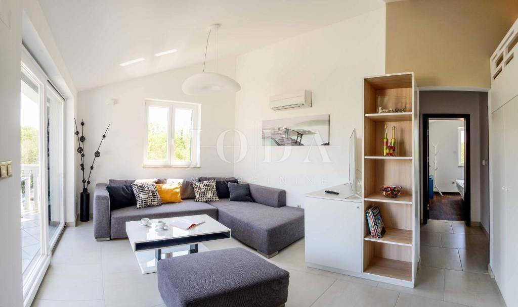 Čudovit apartma s pogledom na morje, Malinska - otok Krk