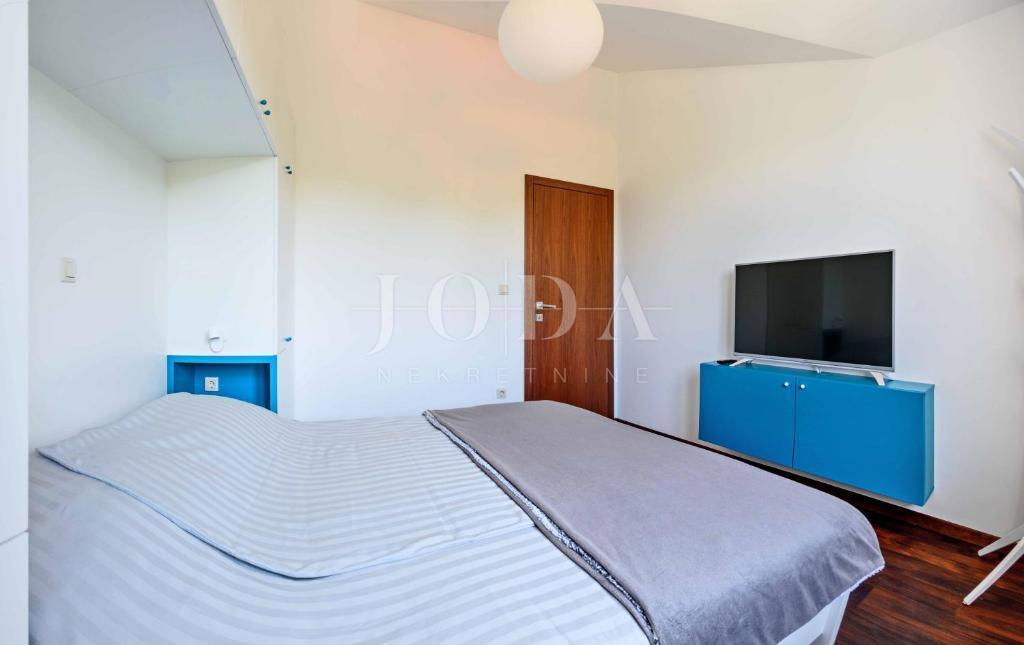 Čudovit apartma s pogledom na morje, Malinska - otok Krk