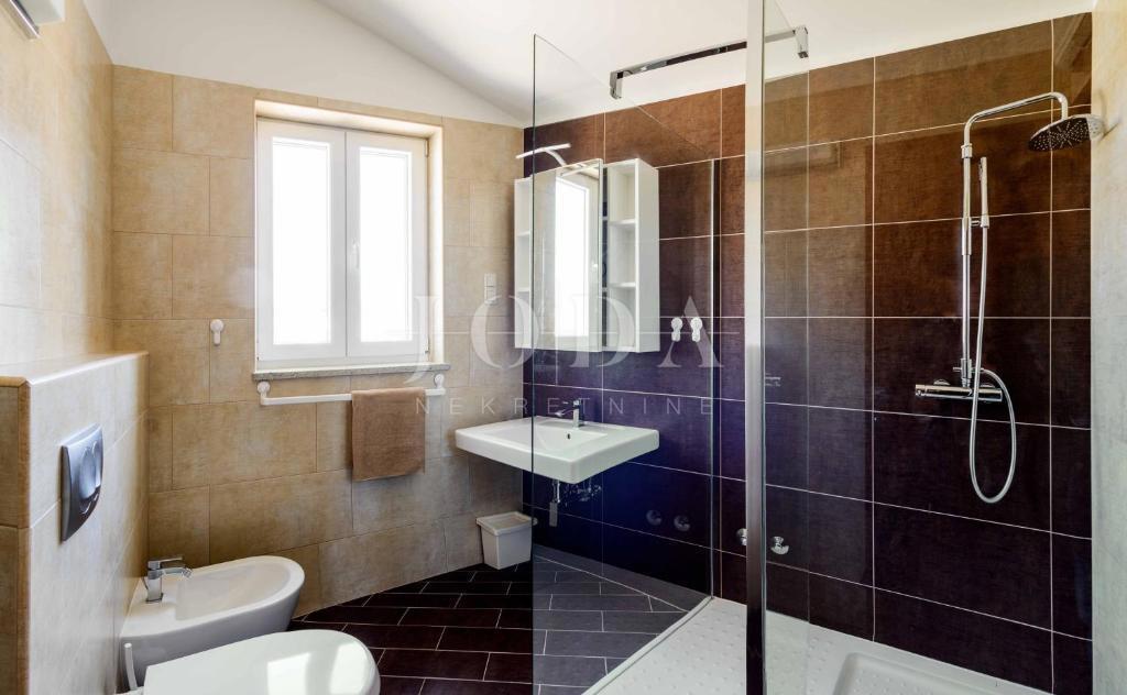 Čudovit apartma s pogledom na morje, Malinska - otok Krk