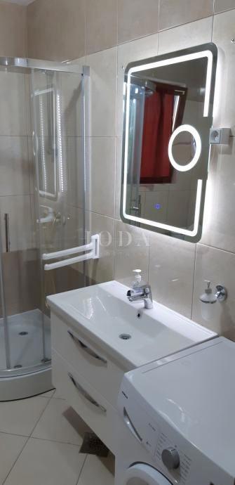 Rustikalna kamnita hiša z bazenom, Malinska, okolica