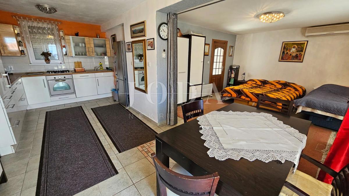 Hiša Crikvenica, 120m2