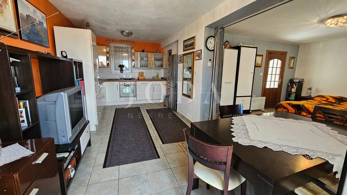 Hiša Crikvenica, 120m2