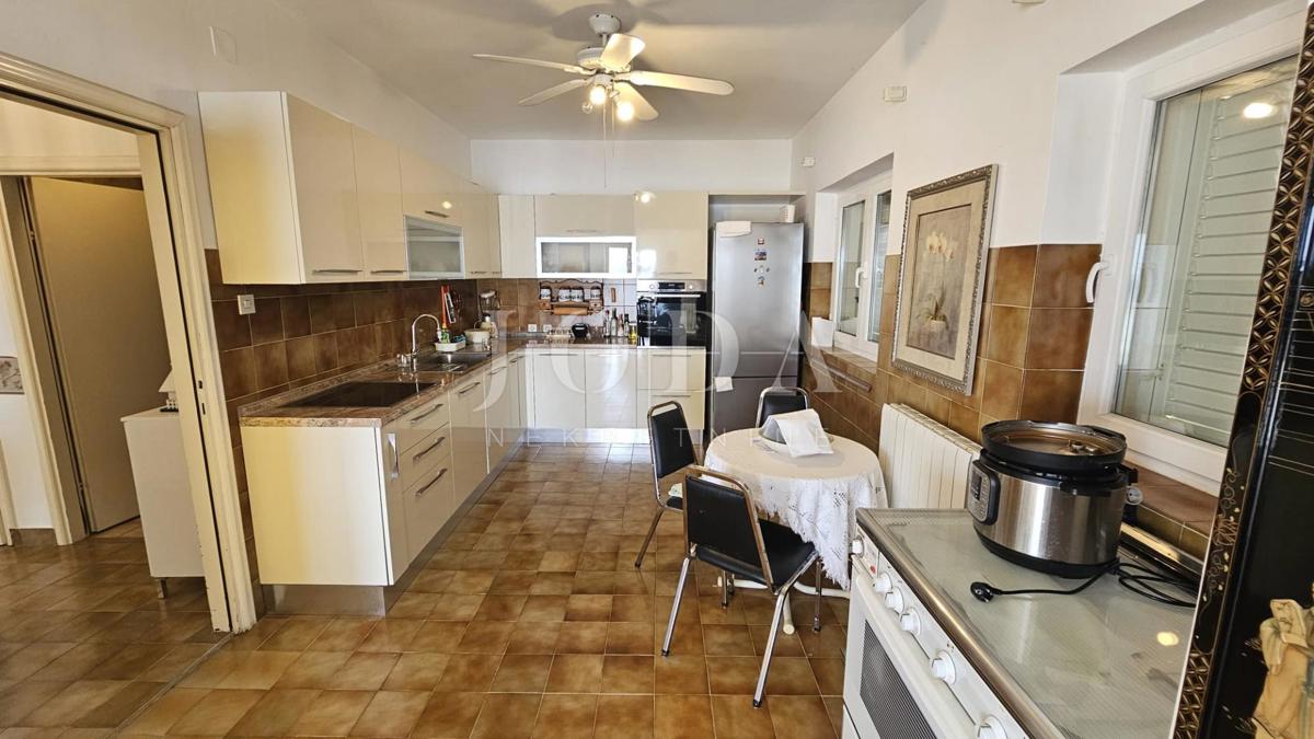 Hiša Dramalj, Crikvenica, 250m2