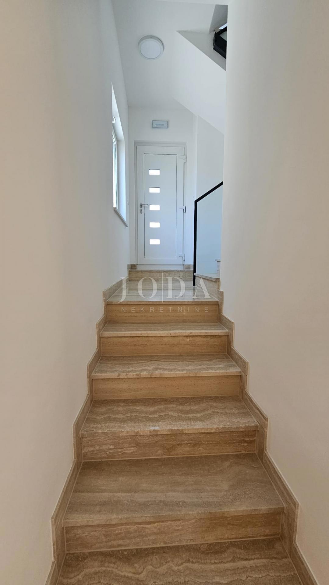 Stanovanje Crikvenica, 71,50m2