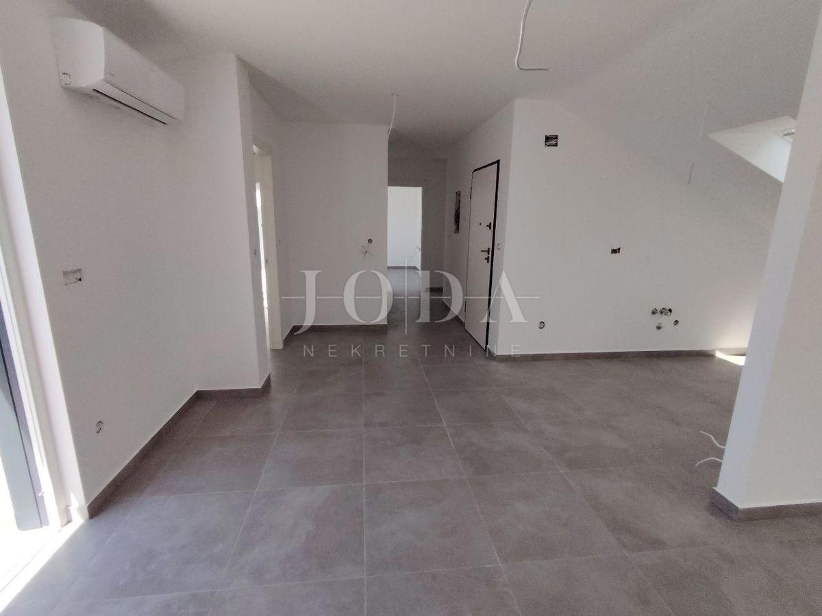Dramalj stanovanje v novi stavbi 90m2