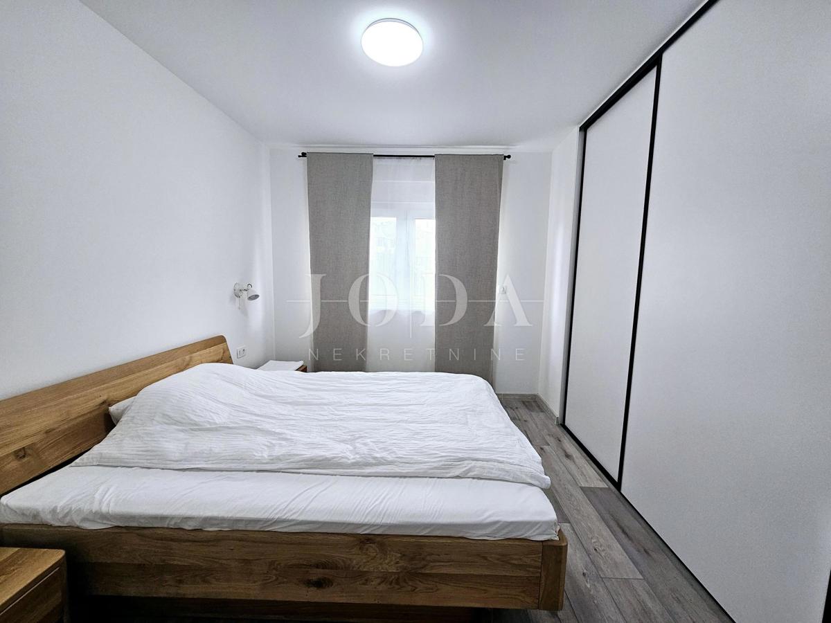 Hiša dvojček na odlični lokaciji, Malinska center