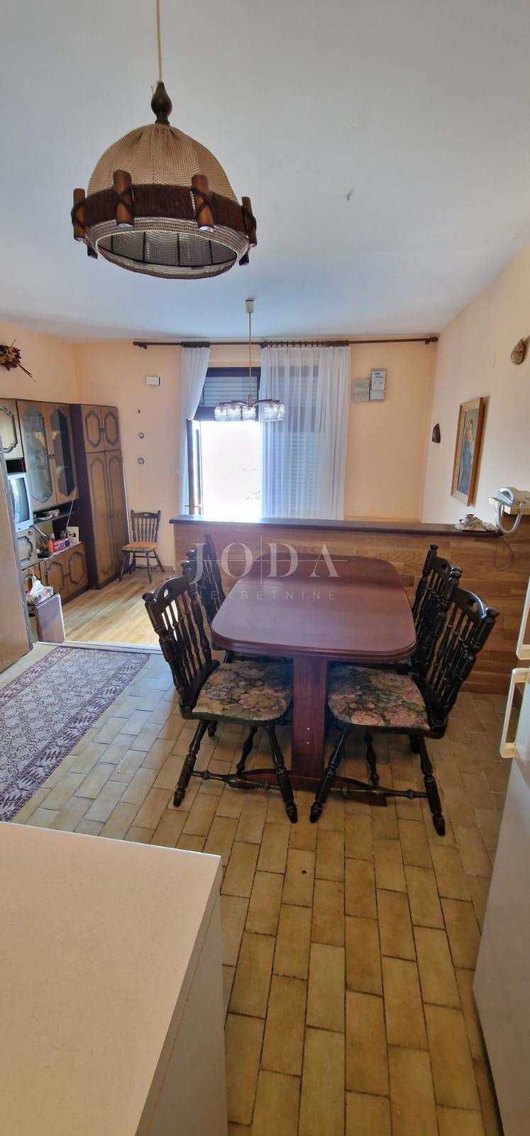 Hiša Klenovica, Novi Vinodolski, 150m2