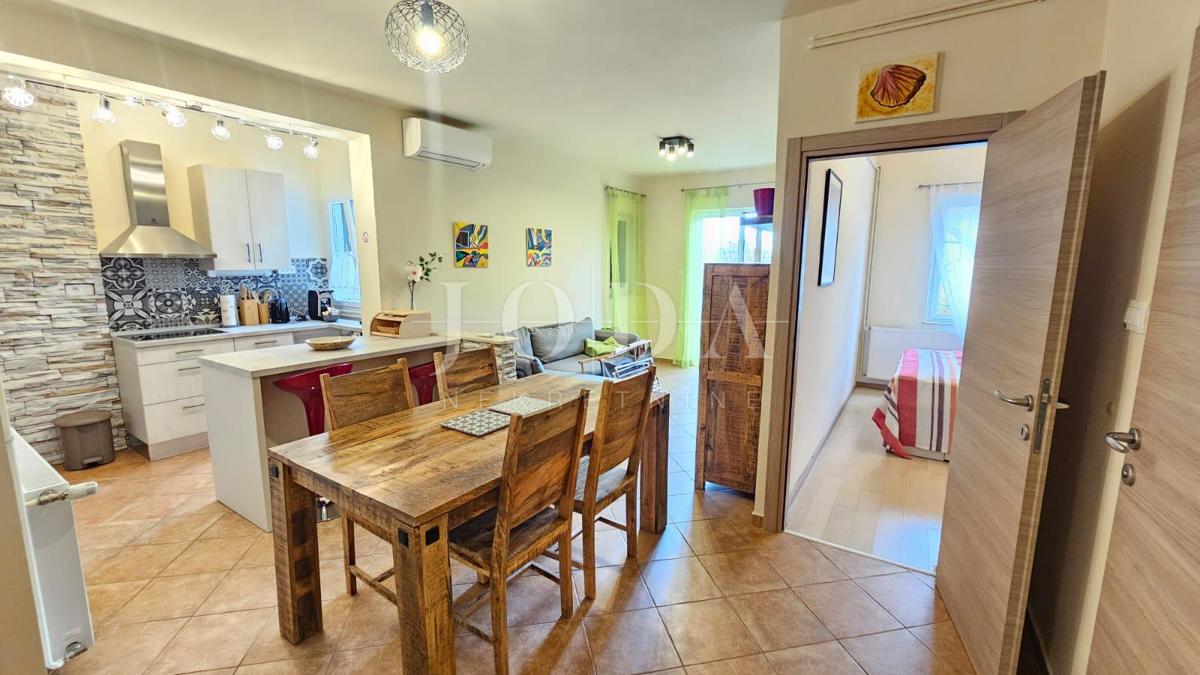 Selce dvosobni apartma v bližini morja in centra