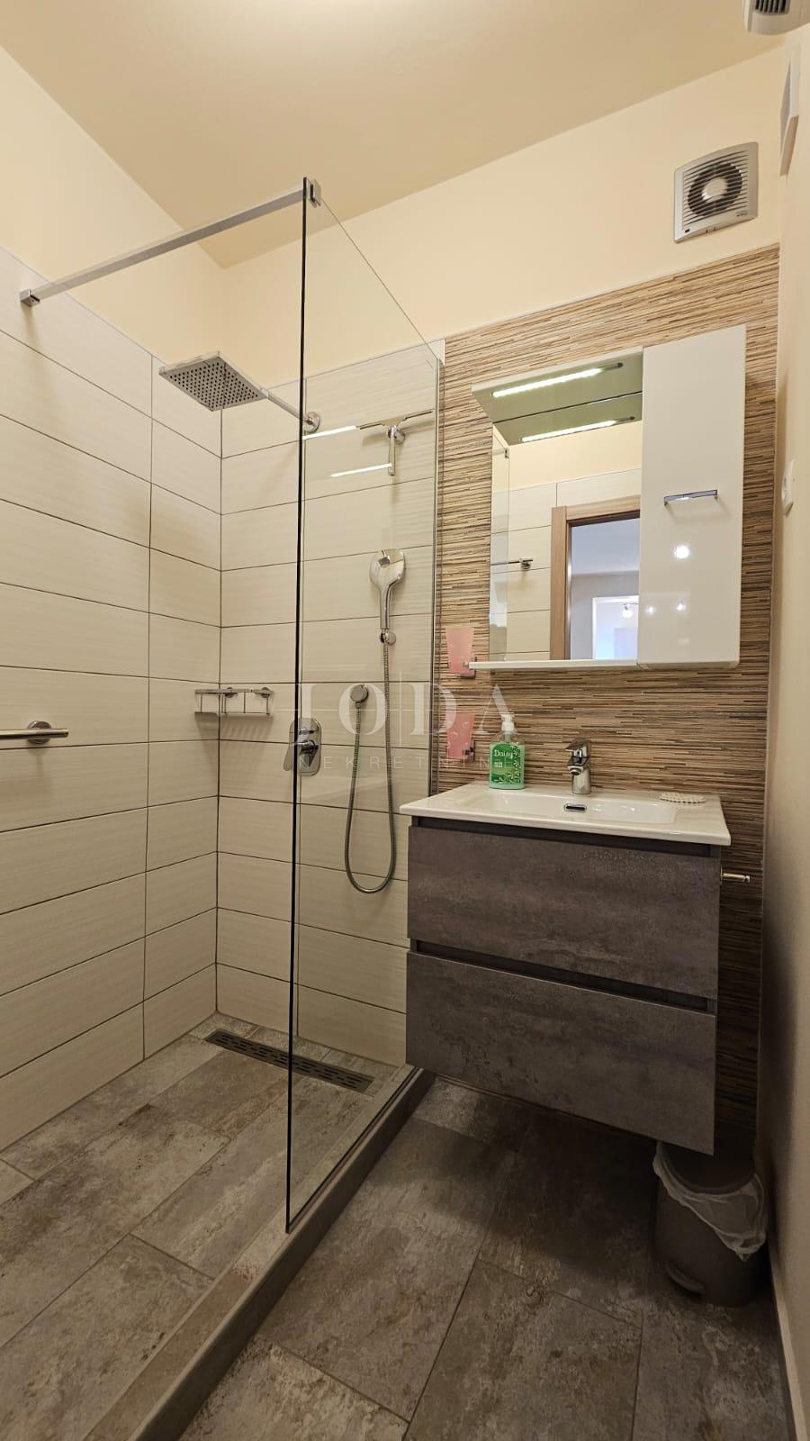 Selce dvosobni apartma v bližini morja in centra