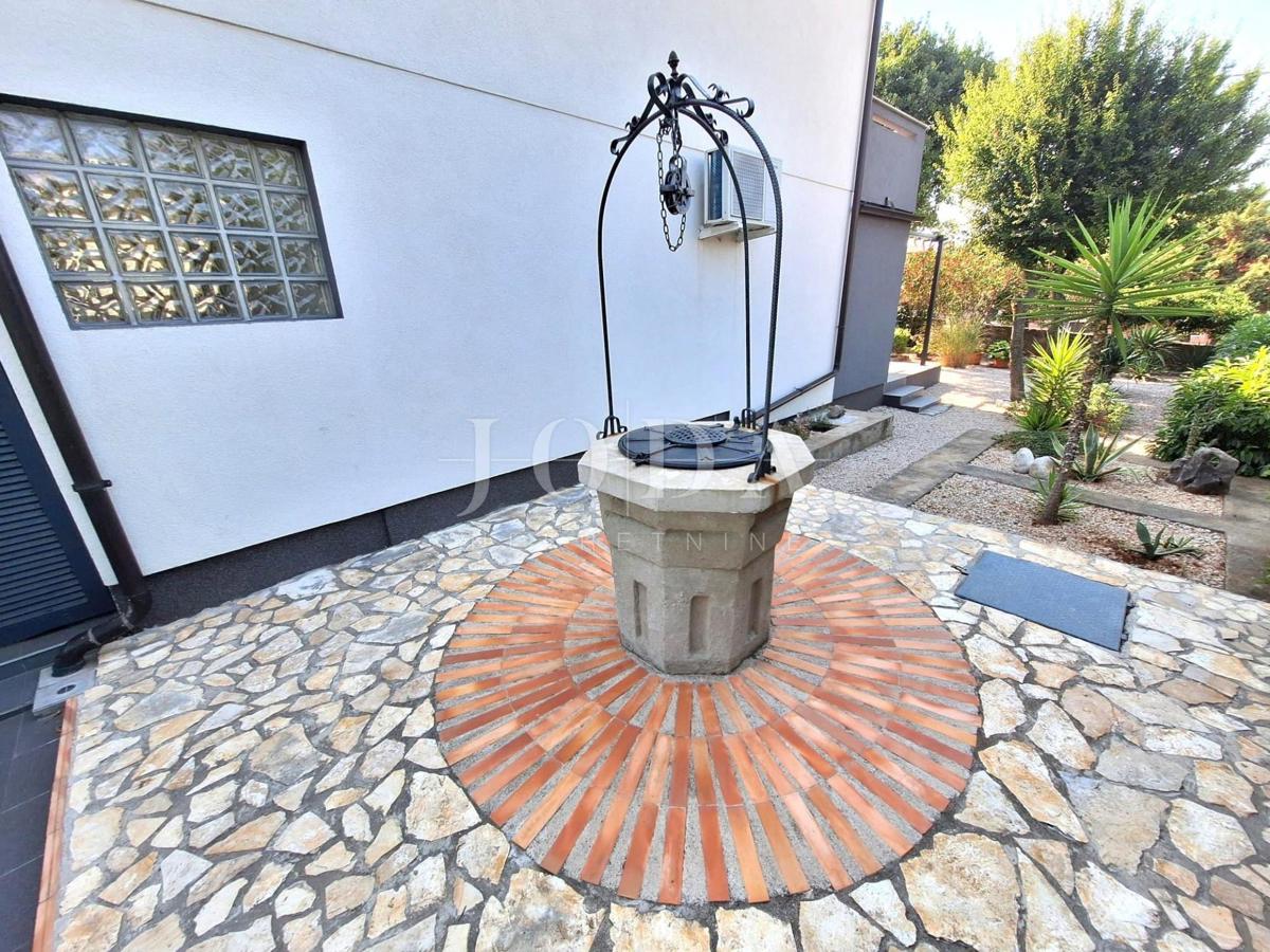 Otok Krk - Samostojna hiša s čudovitim vrtom