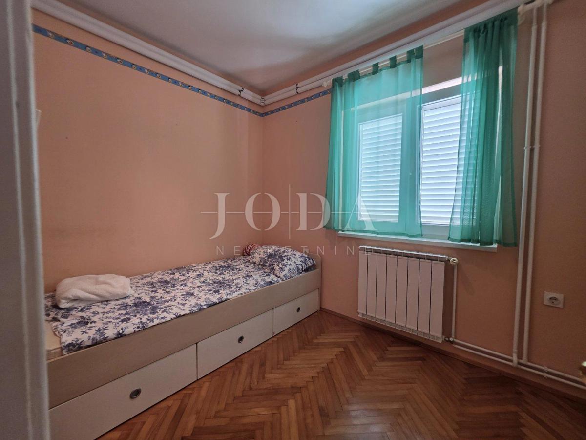 Crikvenica – Tri stanovanjske enote z vrtom