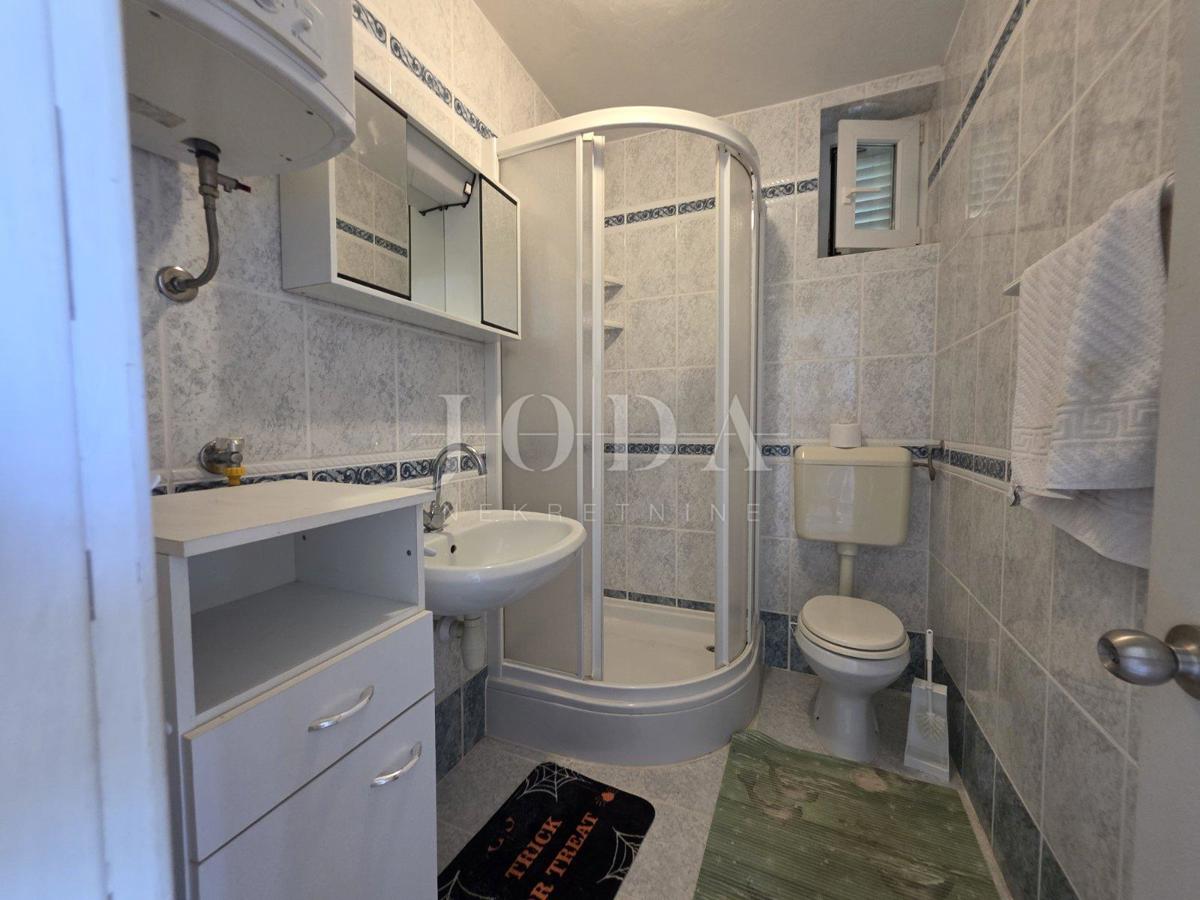 Crikvenica – Tri stanovanjske enote z vrtom