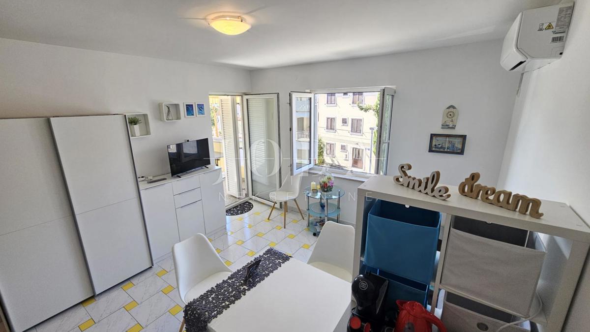 Stanovanje Malinska, Malinska-Dubašnica, 42m2