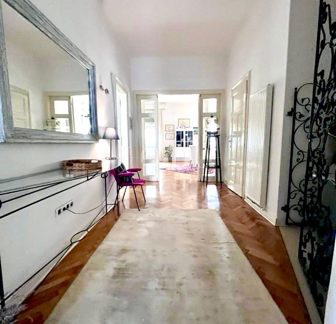 Stanovanje Stari Grad, Rijeka, 145m2