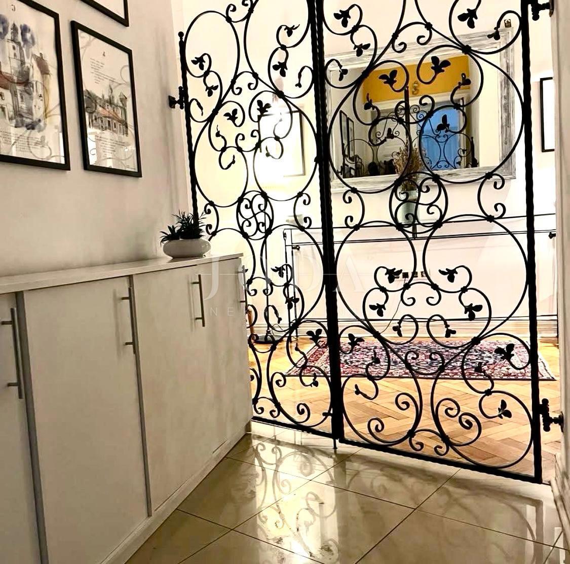 Stanovanje Stari Grad, Rijeka, 145m2