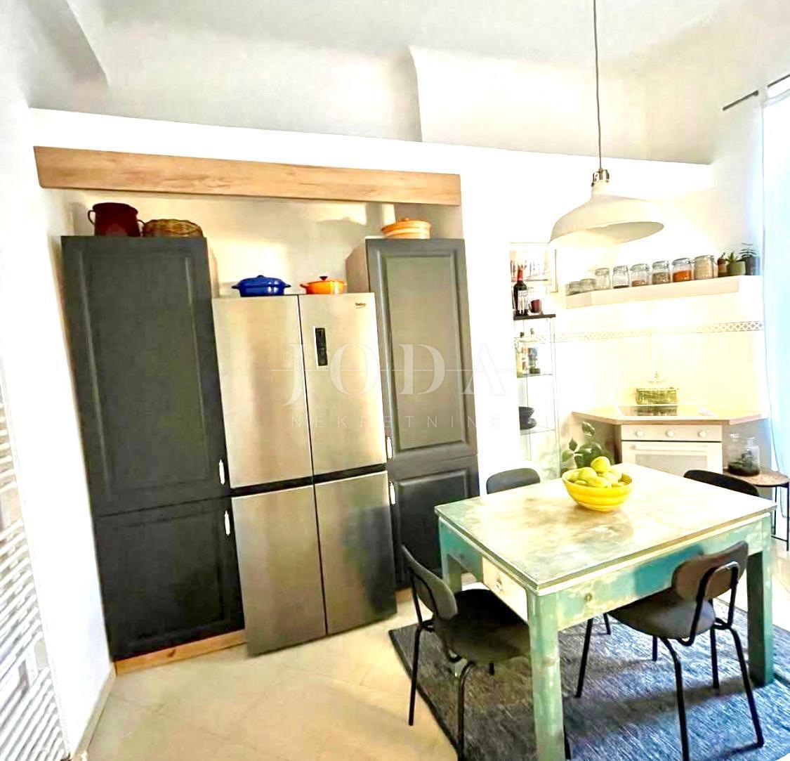 Stanovanje Stari Grad, Rijeka, 145m2