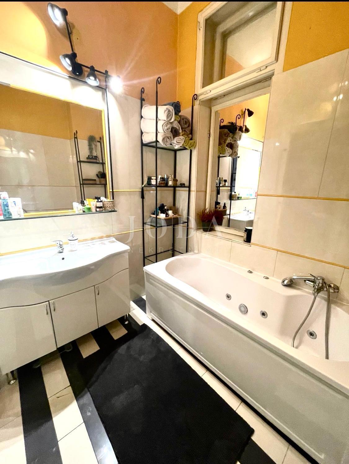 Stanovanje Stari Grad, Rijeka, 145m2