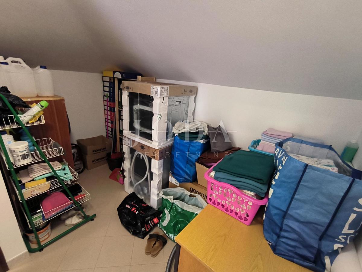 Poslovni prostori na odlični lokaciji v Novem Vinodolskem