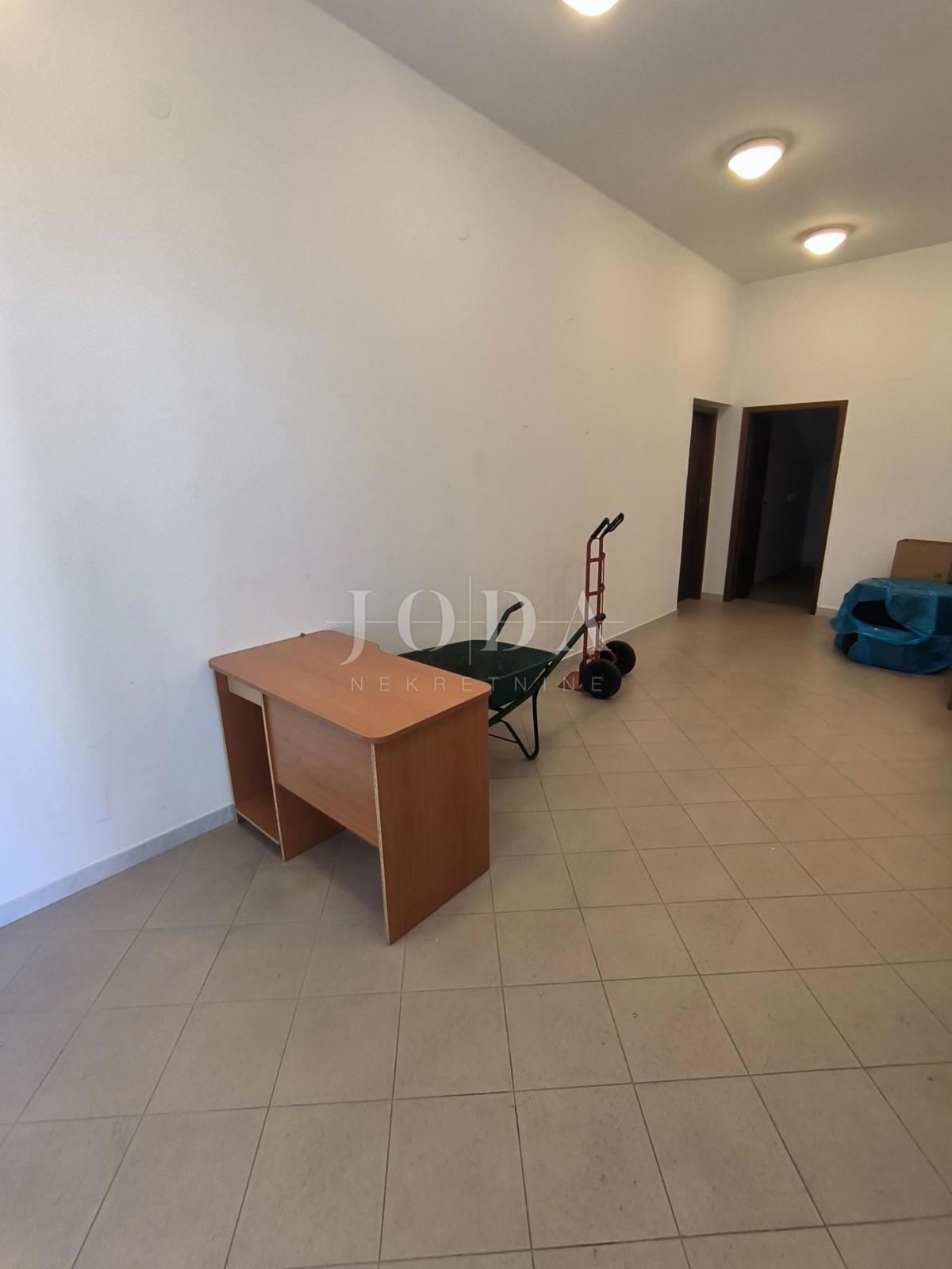 Poslovni prostori na odlični lokaciji v Novem Vinodolskem