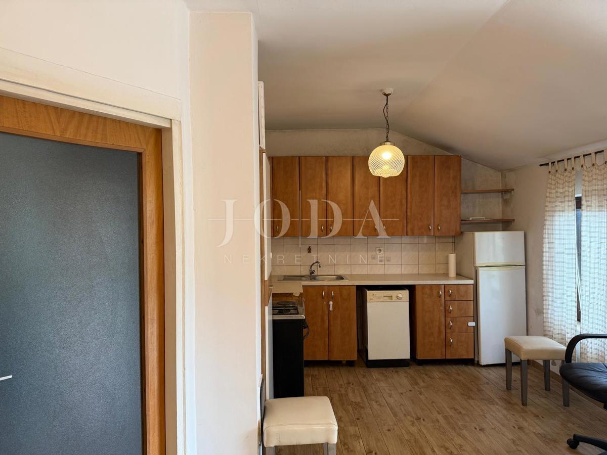 Hiša Kantrida, Rijeka, 55m2