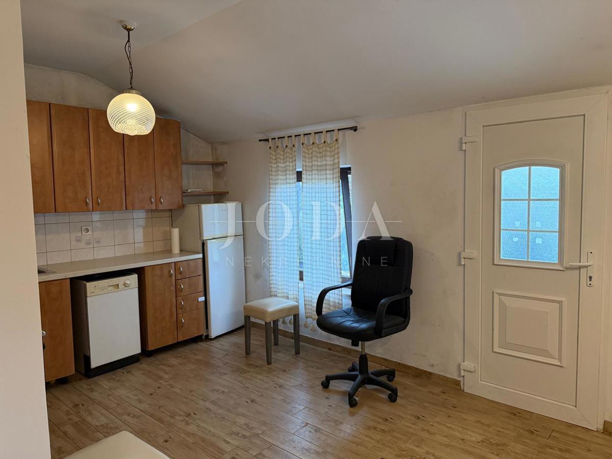 Hiša Kantrida, Rijeka, 55m2