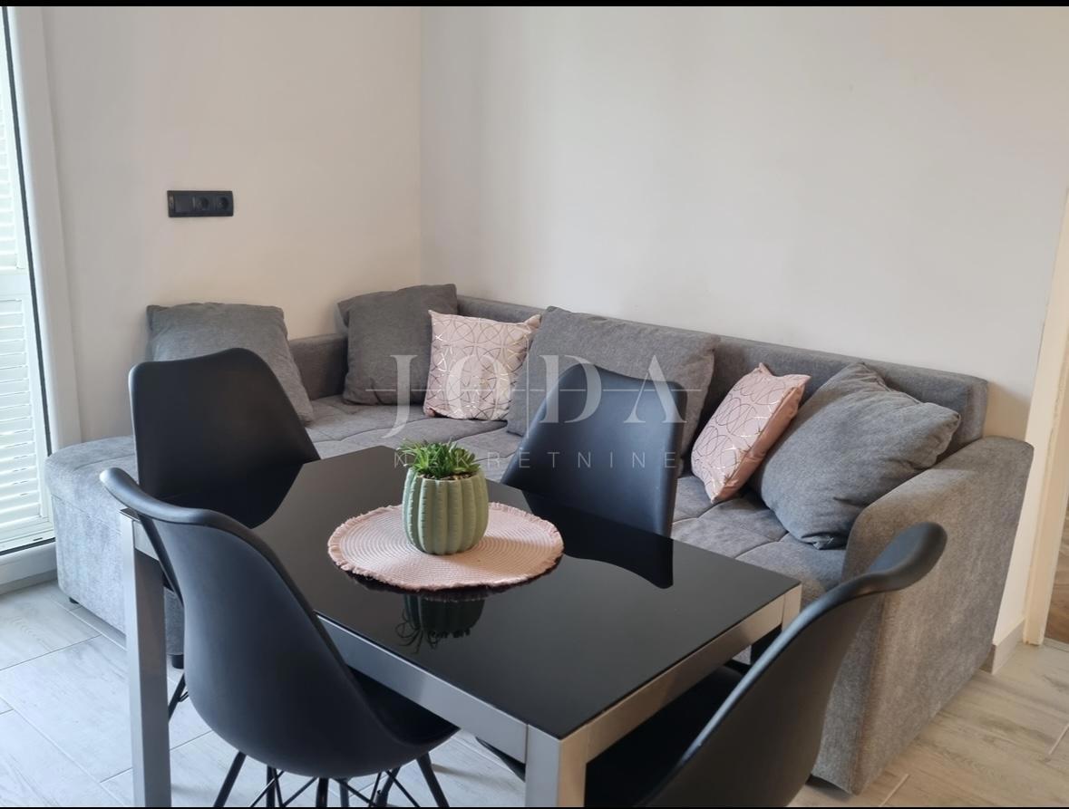 Stanovanje Novi Vinodolski, 50,75m2