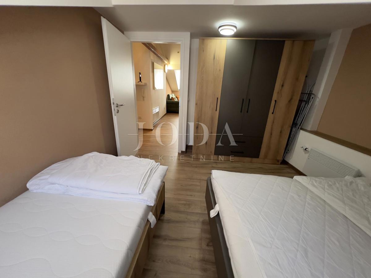 Prenovljeno stanovanje v središču Crikvenice