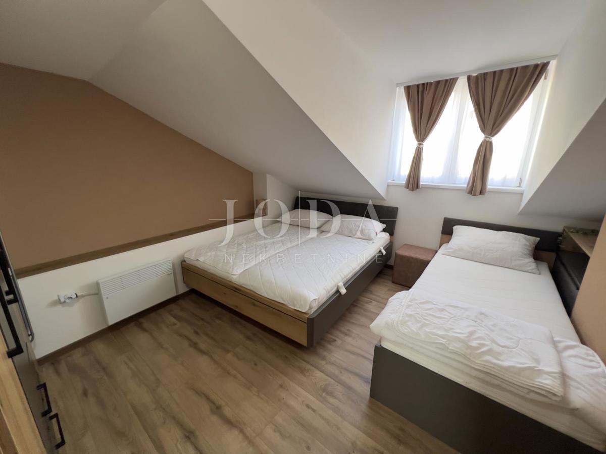 Prenovljeno stanovanje v središču Crikvenice