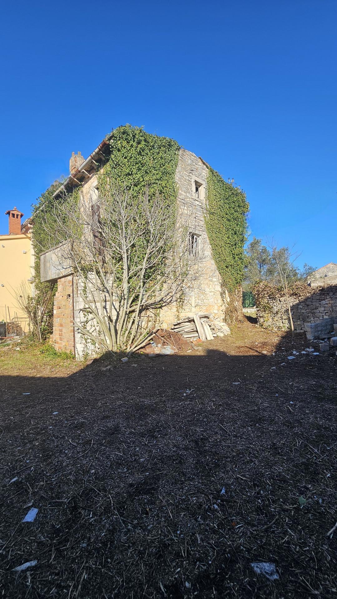 Hiša Svetvinčenat, 166m2