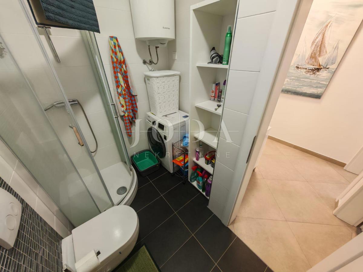 Apartma z vrtom in pogledom na morje