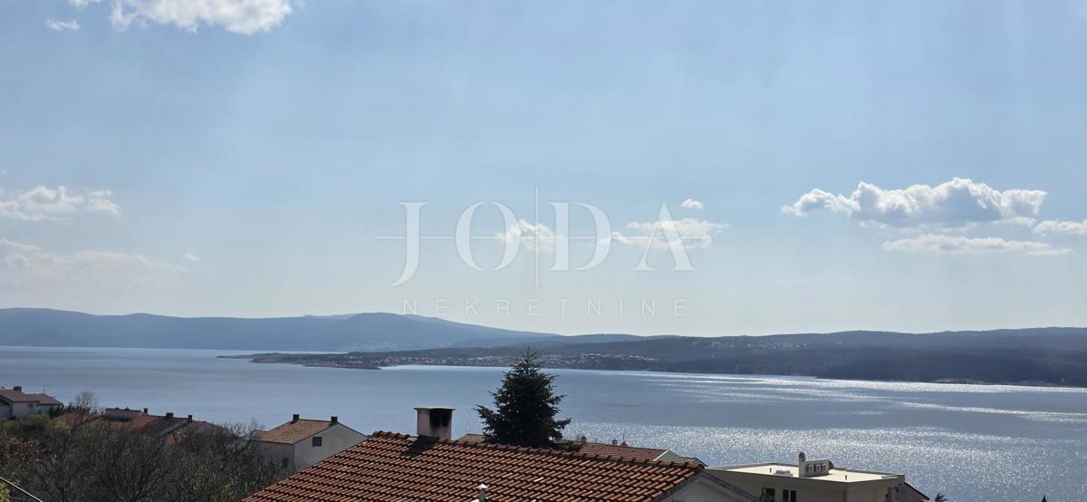 Stanovanje Dramalj 39,40 m² | pogled na morje | parkirno mesto | vrt | popolnoma opremljeno | mirna lokacija