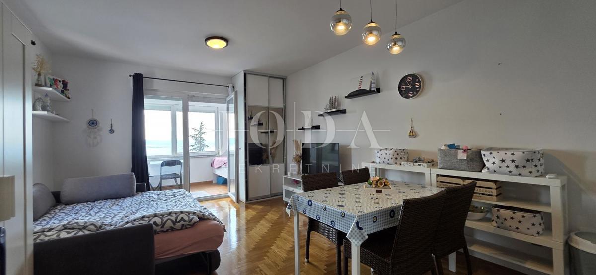 Stanovanje Dramalj 39,40 m² | pogled na morje | parkirno mesto | vrt | popolnoma opremljeno | mirna lokacija