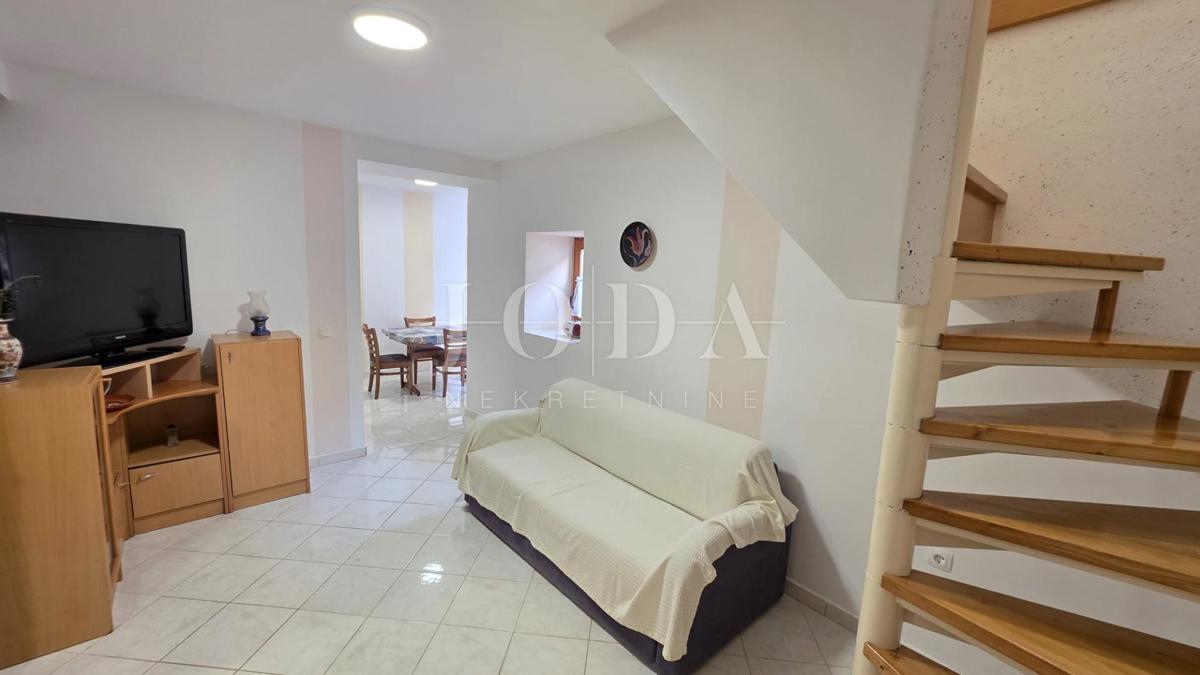 Hiša Jablanac, Senj, 52m2