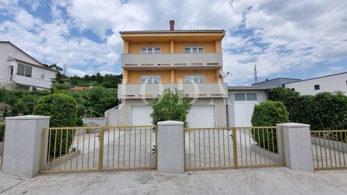 Hiša Crikvenica, 400m2